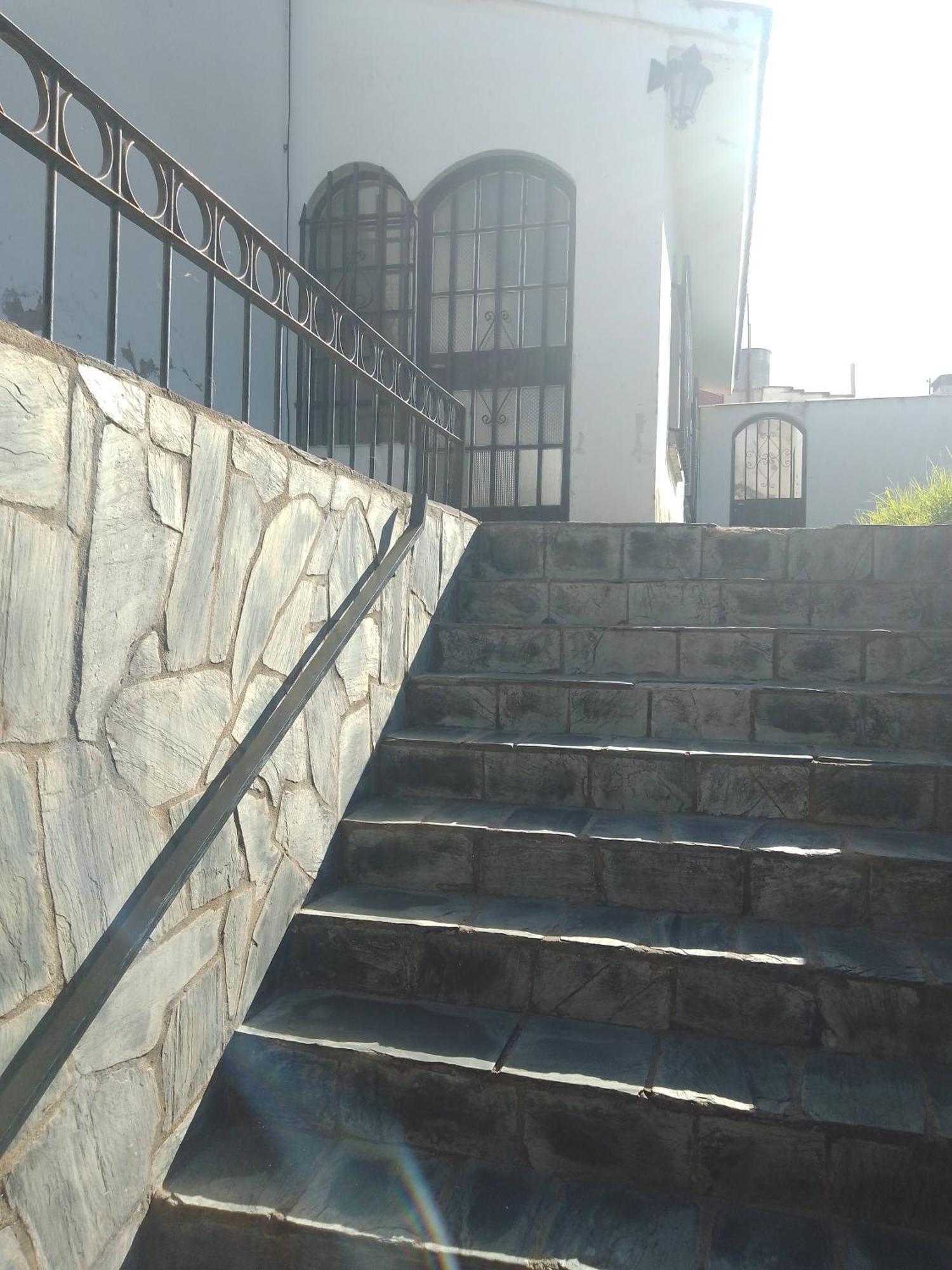 Hostel Alto Alberdi Cordoba Bagian luar foto